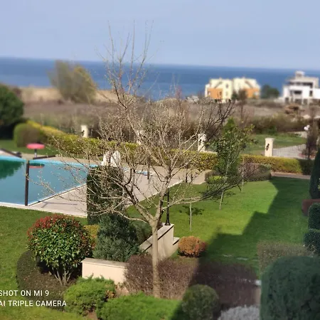 Apartman студио в комплекс Atia Csernomorec