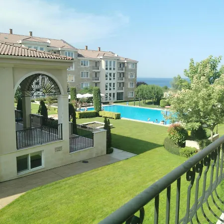 студио Atia Apartment
